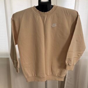 Nike Kids Sweatshirt – Size Medium (Fits Women’s Small)